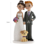 Friss házasok kutyával esküvői figura